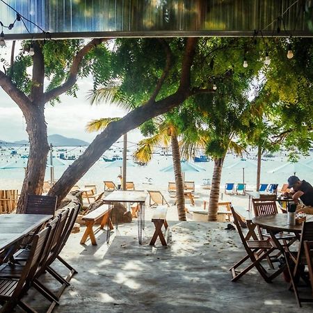 Villa Dao Hoa Vang Cam Ranh - Venuestay Exterior photo