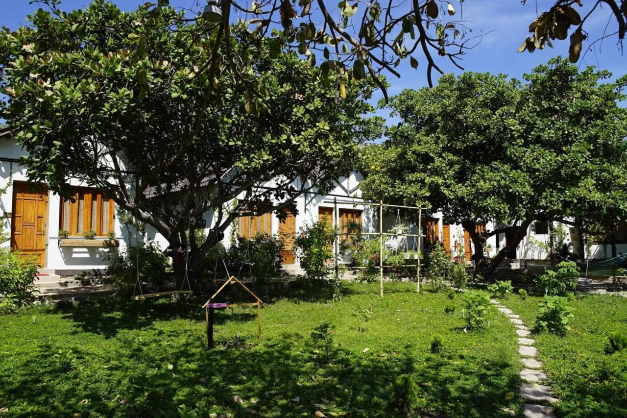 Villa Dao Hoa Vang Cam Ranh - Venuestay Exterior photo